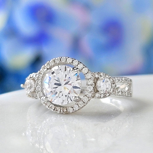 Classic Engagement Style Round Halo ring,  925 Sterling Silver - Picture 2 of 6